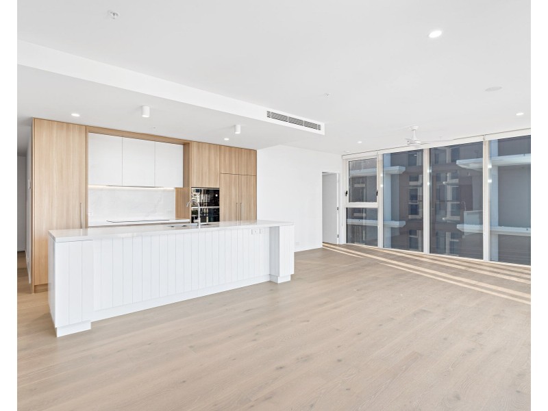 1303/7-11 Miles Street, Coolangatta QLD 4225