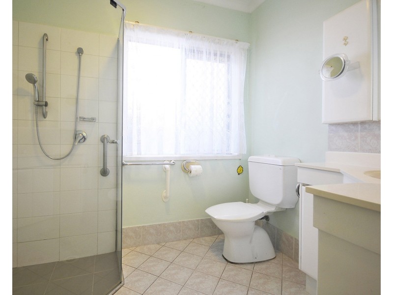 194 Tahiti Avenue, Palm Beach QLD 4221