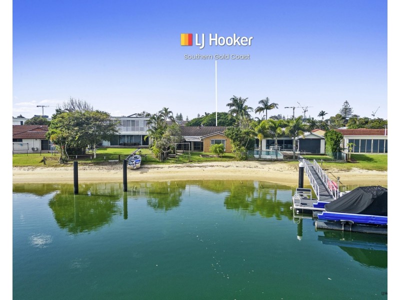 194 Tahiti Avenue, Palm Beach QLD 4221