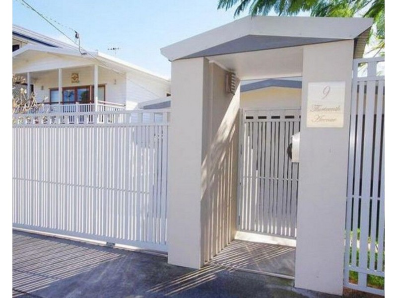 2/9 Thirteenth Avenue, Palm Beach QLD 4221
