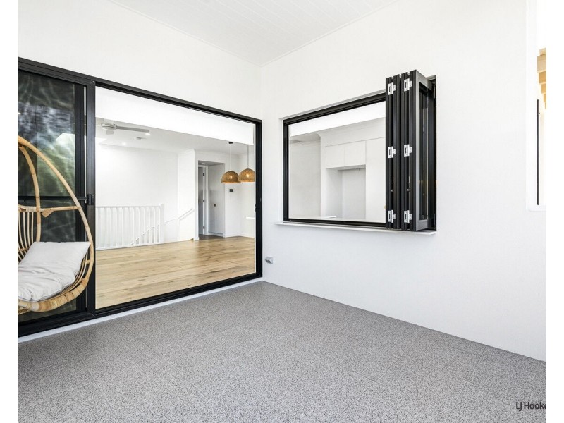 1/21 Appel Street, Coolangatta QLD 4225