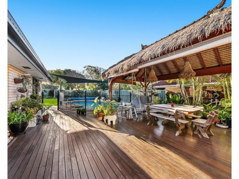 7 Carolina Close, Elanora QLD 4221