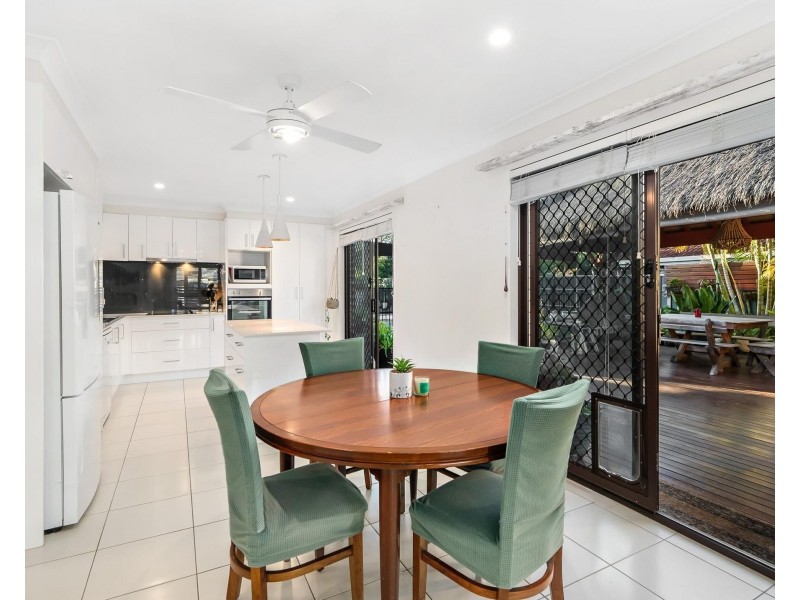 7 Carolina Close, Elanora QLD 4221