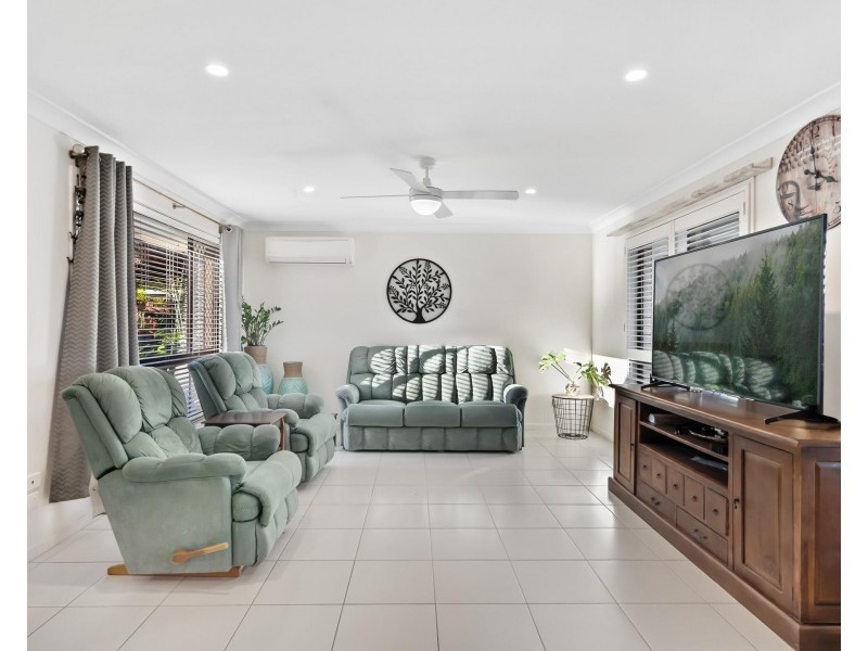 7 Carolina Close, Elanora QLD 4221