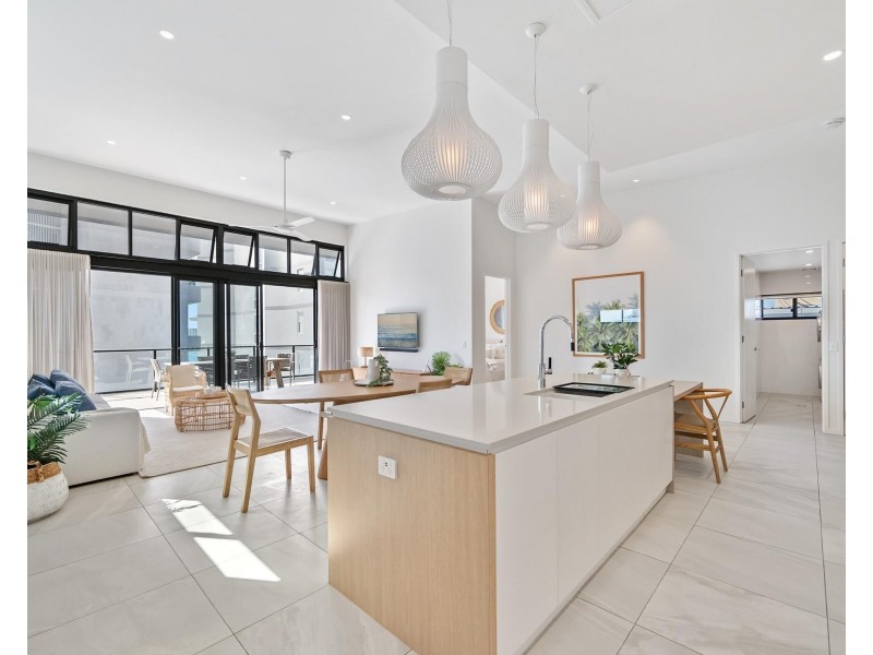 5/1453 Gold Coast Highway, Palm Beach QLD 4221