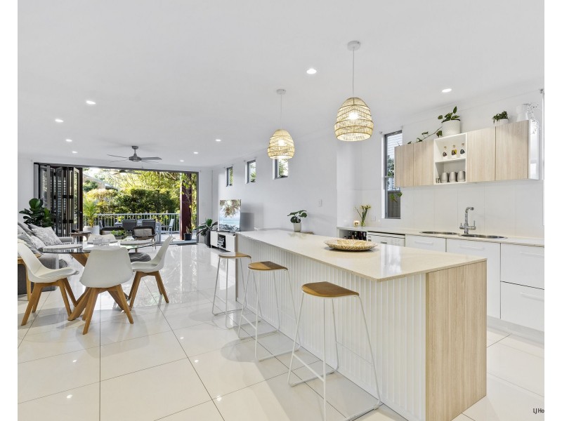 1/30 Stephens Street, Burleigh Heads QLD 4220