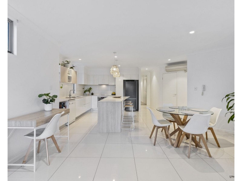 1/30 Stephens Street, Burleigh Heads QLD 4220