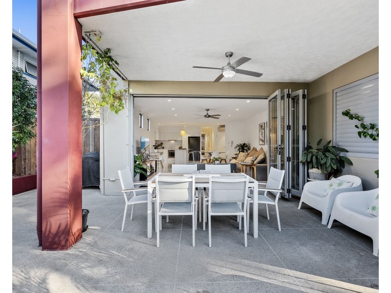 1/30 Stephens Street, Burleigh Heads QLD 4220
