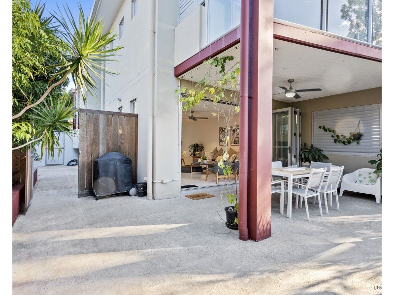1/30 Stephens Street, Burleigh Heads QLD 4220