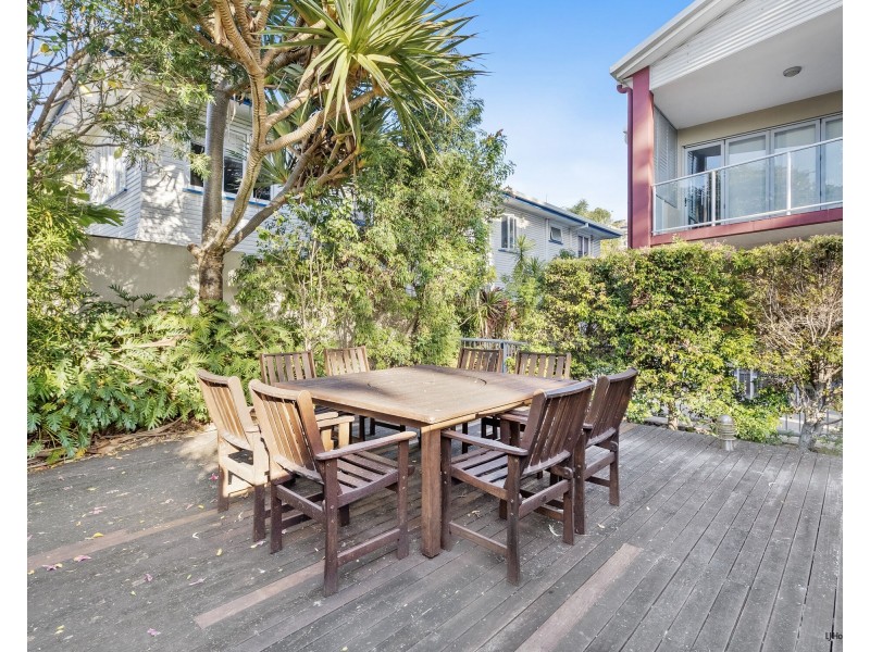 1/30 Stephens Street, Burleigh Heads QLD 4220