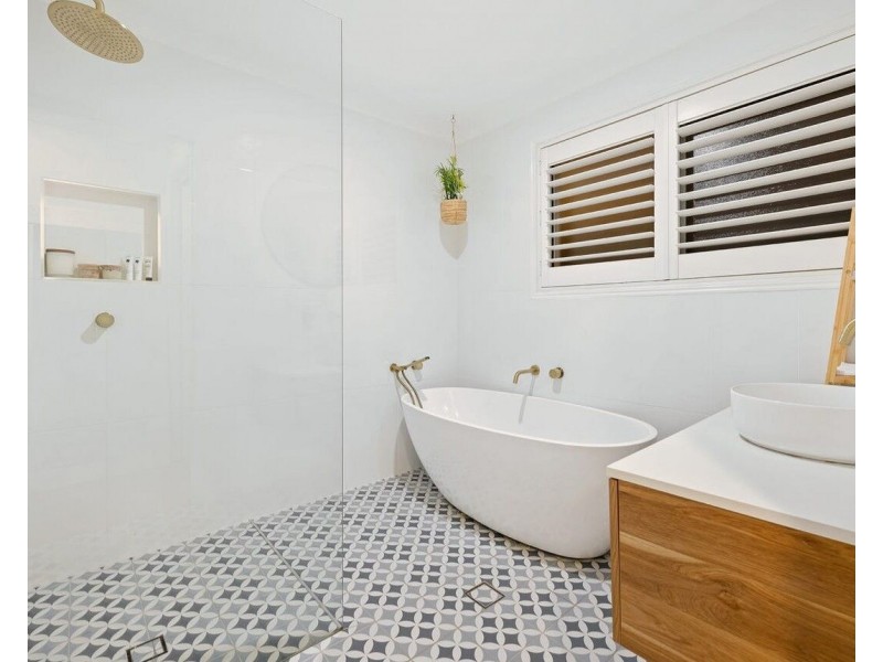 6 Karrinyup Place, Robina QLD 4226