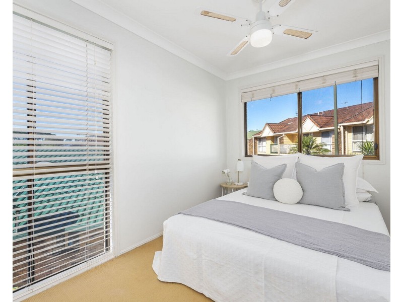 4/43 Murtha Drive, Elanora QLD 4221