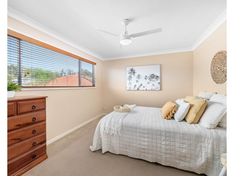 23/4 Itong Place, Currumbin Waters QLD 4223