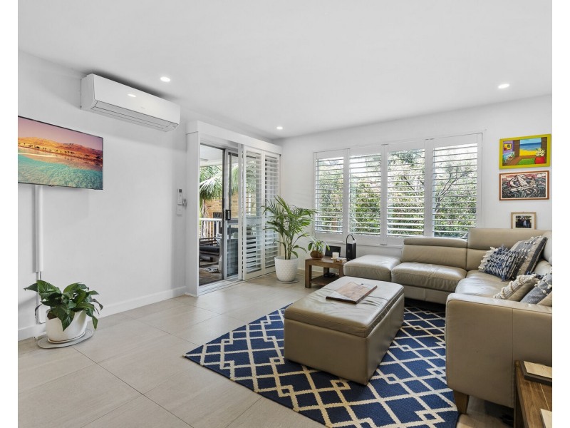 8/11 Nalla Court, Palm Beach QLD 4221