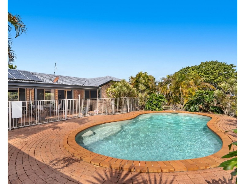 2 Avocado Street, Elanora QLD 4221