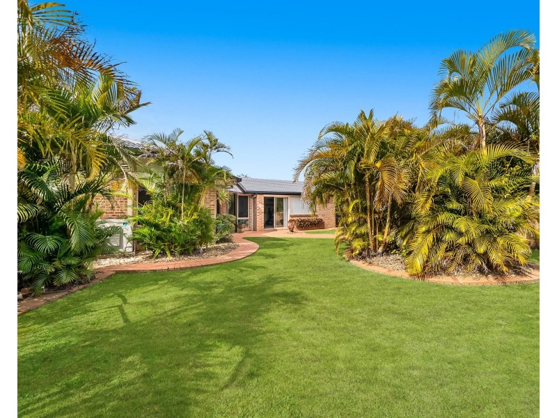 2 Avocado Street, Elanora QLD 4221
