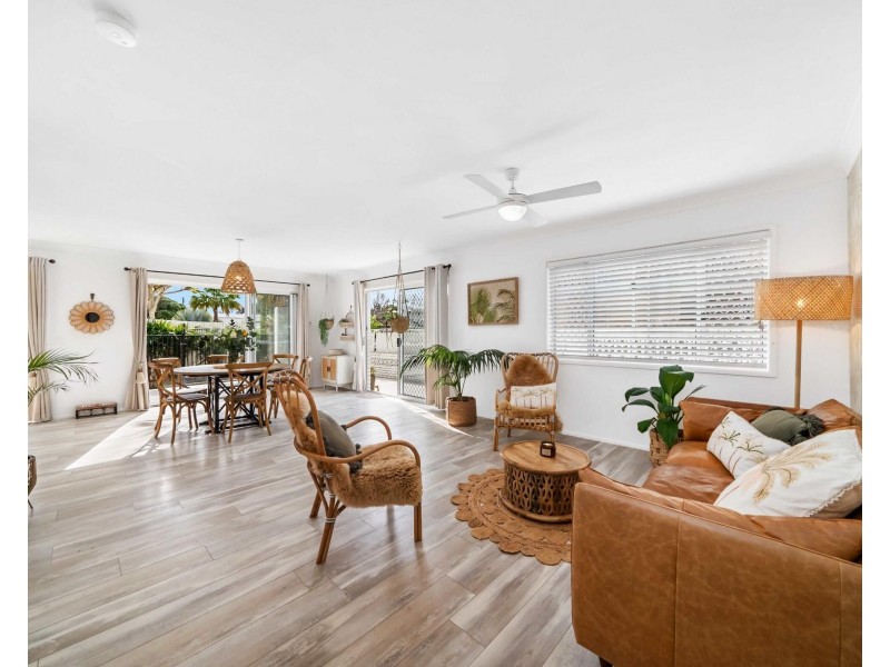 1/65 Leyte Avenue, Palm Beach QLD 4221