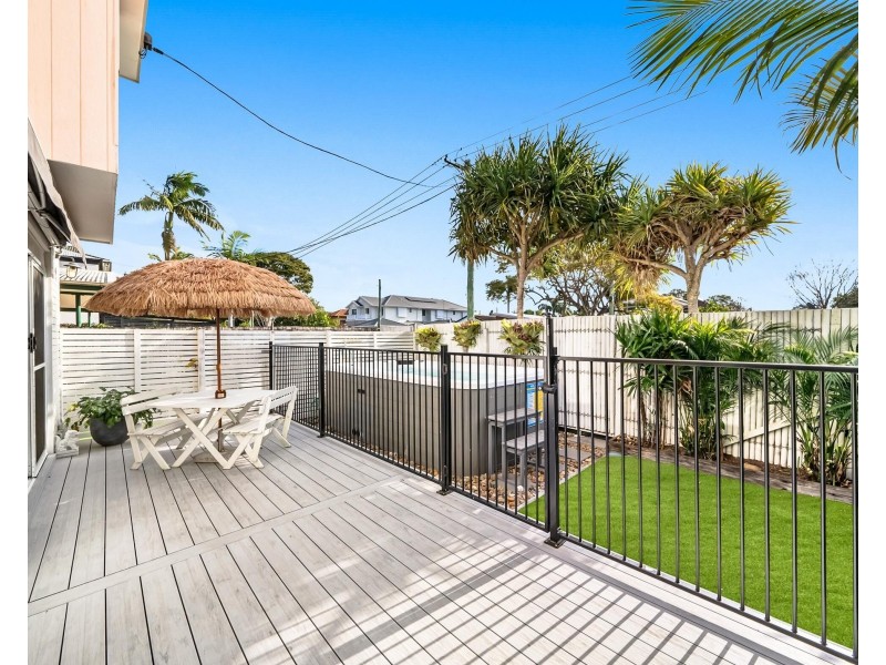 1/65 Leyte Avenue, Palm Beach QLD 4221