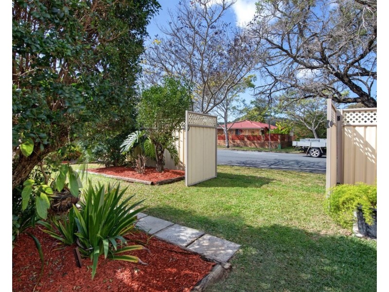 5 Bienvenue Drive, Currumbin Waters QLD 4223