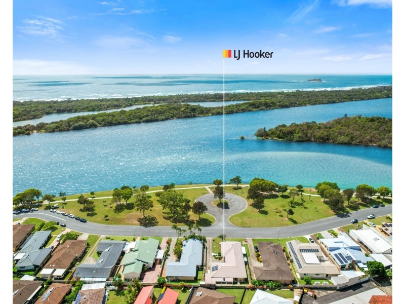 2/42 Keith Compton Drive, Tweed Heads NSW 2485