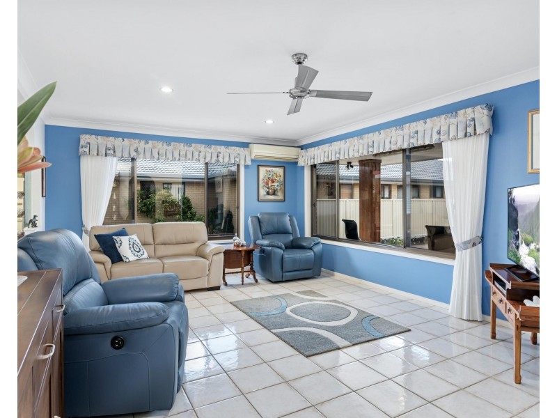 2/42 Keith Compton Drive, Tweed Heads NSW 2485