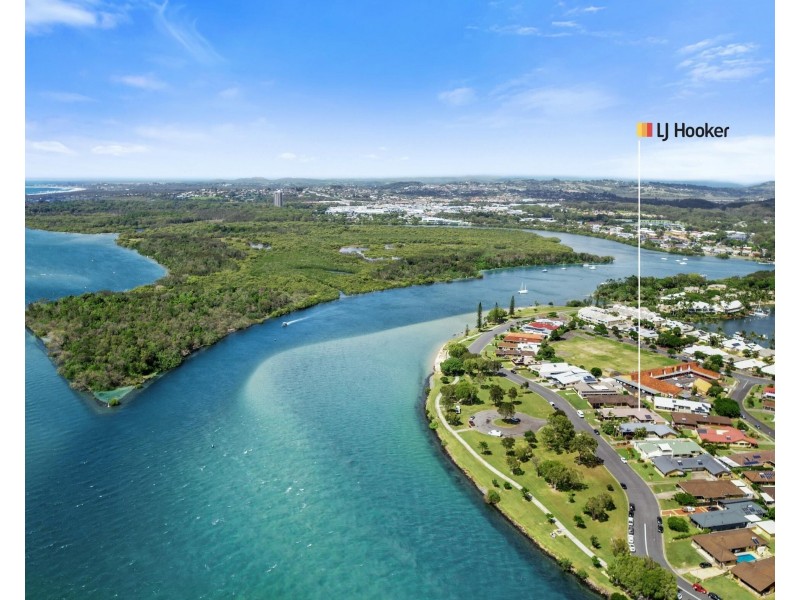 2/42 Keith Compton Drive, Tweed Heads NSW 2485