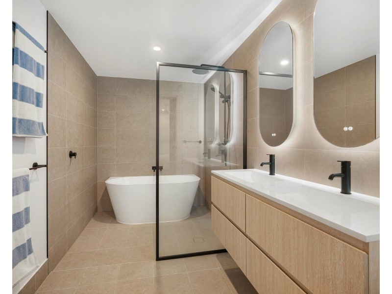 710/2 Mawarra Street, Palm Beach QLD 4221