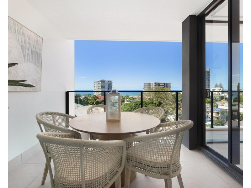 710/2 Mawarra Street, Palm Beach QLD 4221