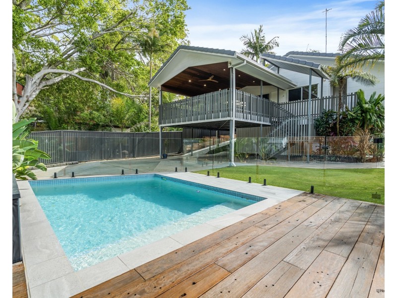 12 Regent Street, Currumbin QLD 4223