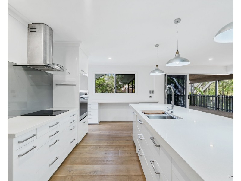 12 Regent Street, Currumbin QLD 4223