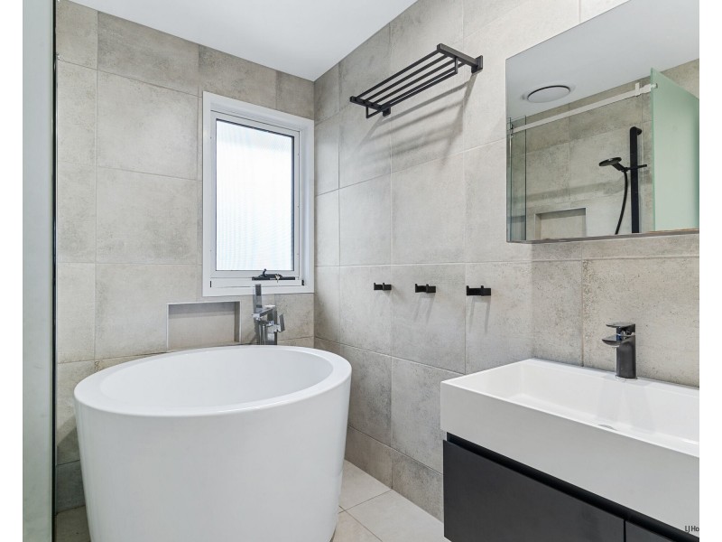 12 Regent Street, Currumbin QLD 4223