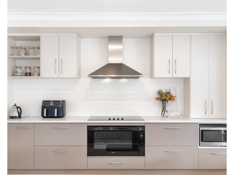 8 Stargate Court, Reedy Creek QLD 4227