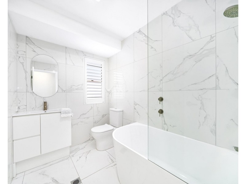 1/30 Yodelay Street, Varsity Lakes QLD 4227