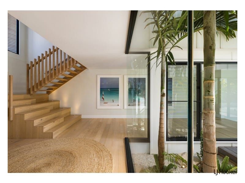 18 Bluejay Street, Burleigh Waters QLD 4220