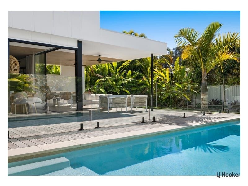18 Bluejay Street, Burleigh Waters QLD 4220
