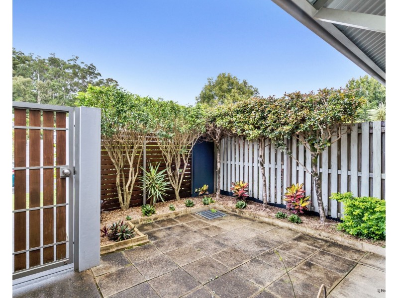3/4 Border Drive North, Currumbin Waters QLD 4223