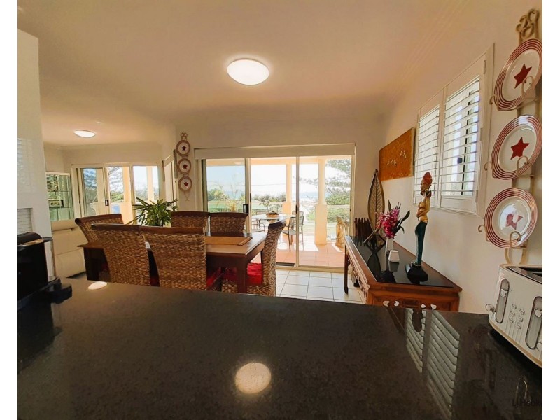 3/10 Pacific Parade, Bilinga QLD 4225