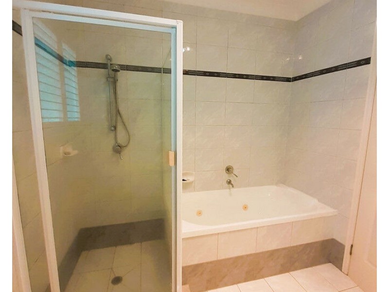 3/10 Pacific Parade, Bilinga QLD 4225