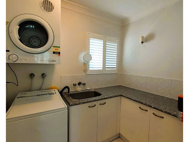 3/10 Pacific Parade, Bilinga QLD 4225