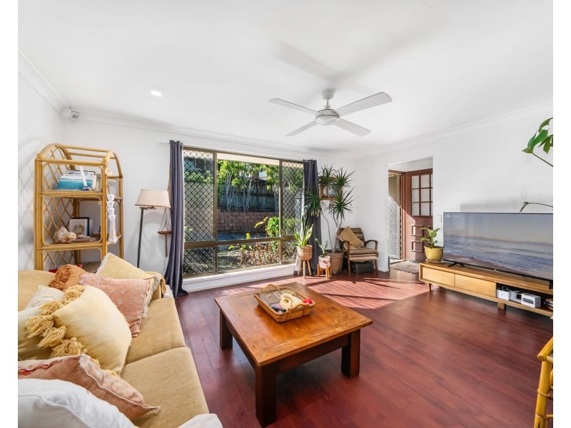 43 Angelica Street, Elanora QLD 4221