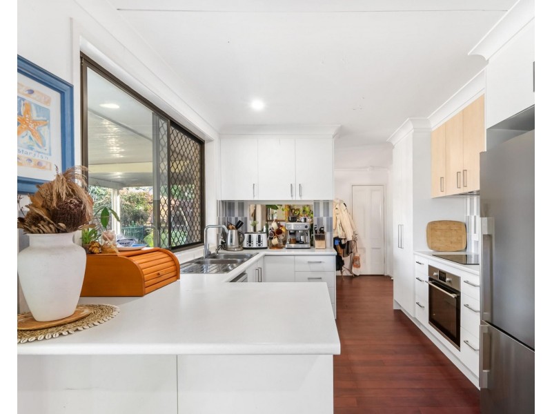 43 Angelica Street, Elanora QLD 4221