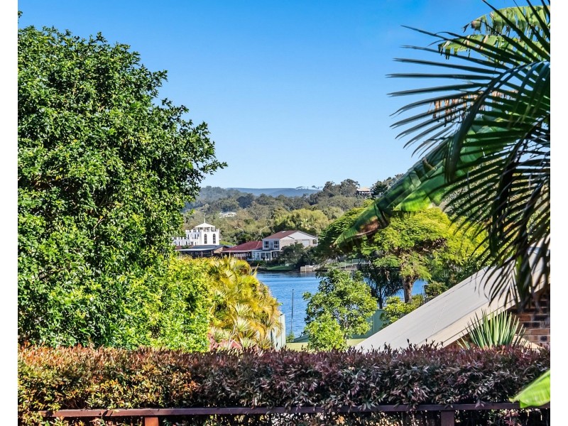 43 Angelica Street, Elanora QLD 4221