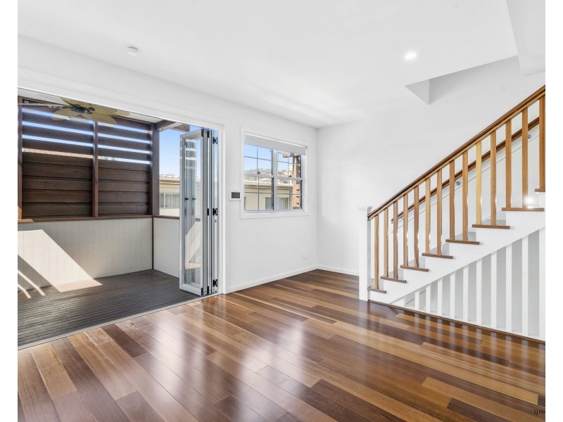 2/27 Burleigh Street, Burleigh Heads QLD 4220