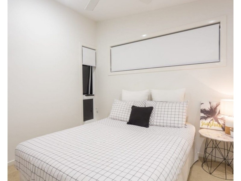 2/27 Burleigh Street, Burleigh Heads QLD 4220