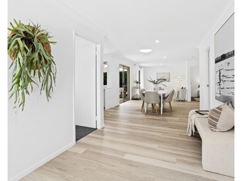 75 Bienvenue Drive, Currumbin Waters QLD 4223