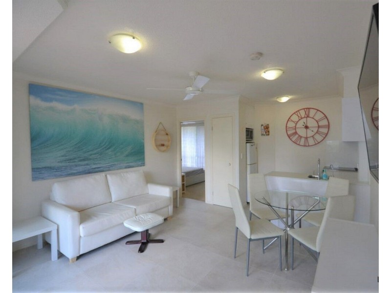 208/92-96 Musgrave Street, Coolangatta QLD 4225