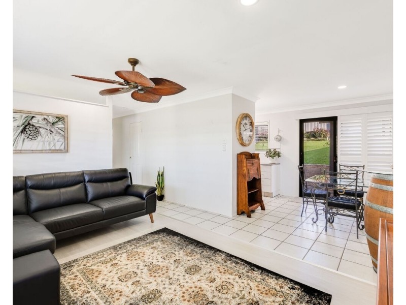 72 Glen Ayr Drive, Banora Point NSW 2486