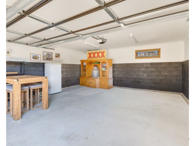 72 Glen Ayr Drive, Banora Point NSW 2486