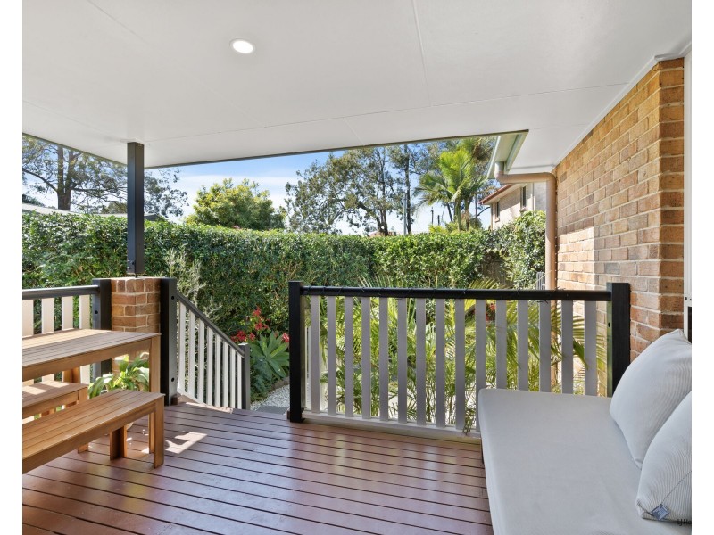 11/27 Tallebudgera Creek Road, Burleigh Heads QLD 4220