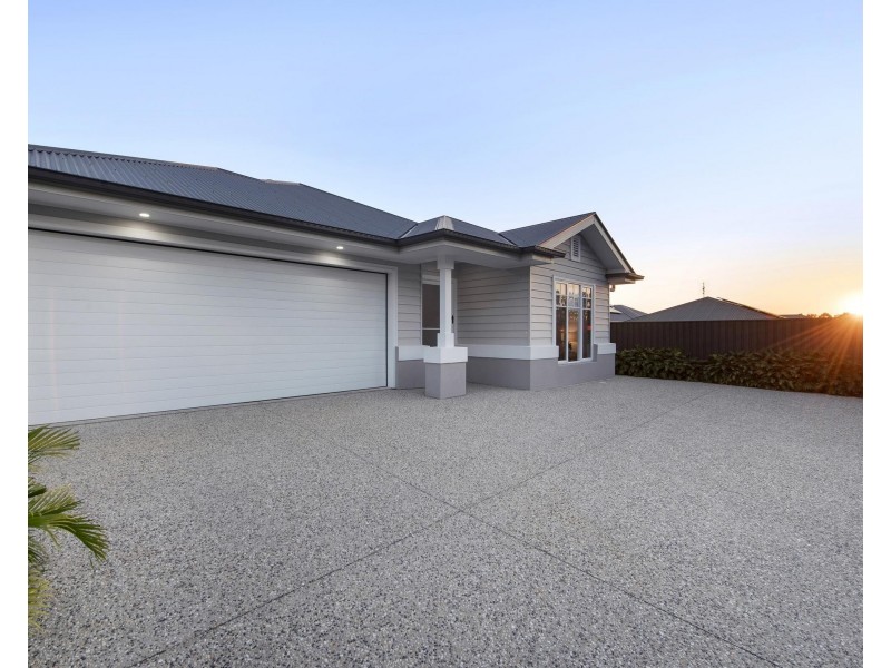 5 Fry Court, Pimpama QLD 4209
